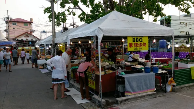 Karon Night Market