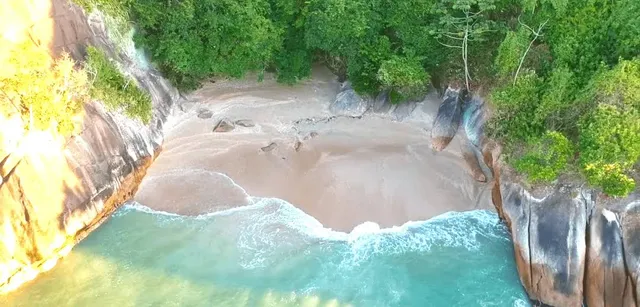 Praia do Cheira Limao