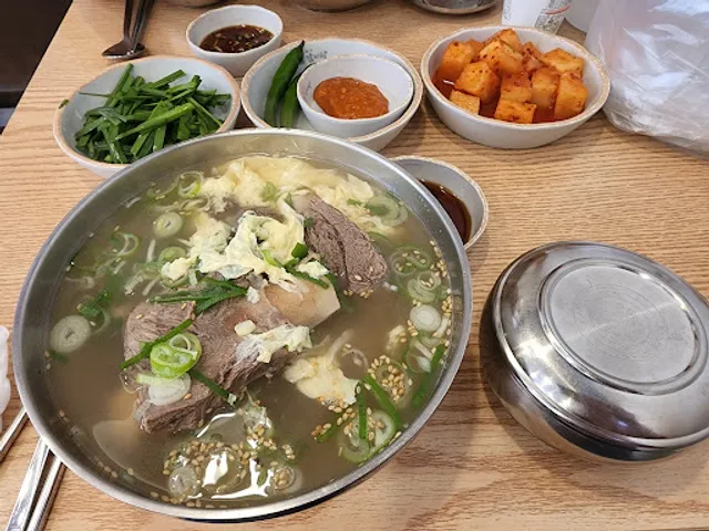 고집센 그집갈비탕