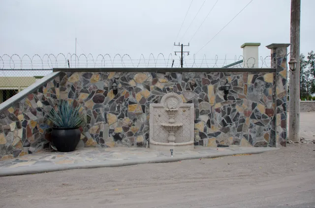 Palapa 206 Motel RV Park