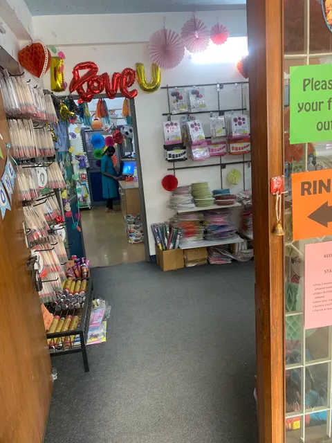 Untumble - Theme Party Supplies