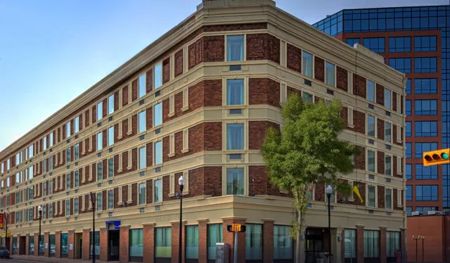 Quality Inn & Suites Regina Downtown