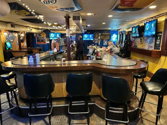 Rounding Third Bar & Grill | Home to Jim Rauth's Comedy College