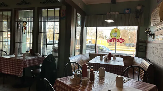 Marie's Family Diner