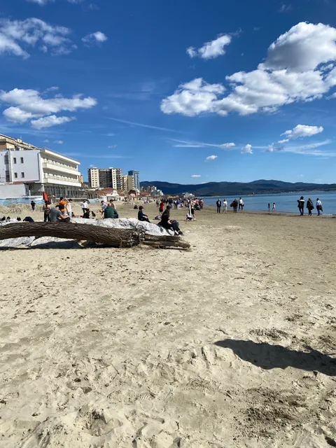 TANGRAM - Equipped beach