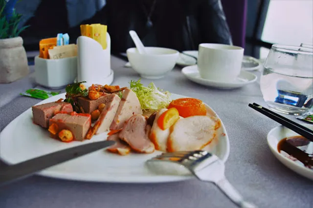 Sky Cafe-Revolving Restaurant