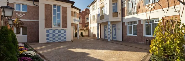 De Gaulle Boutique Hotel