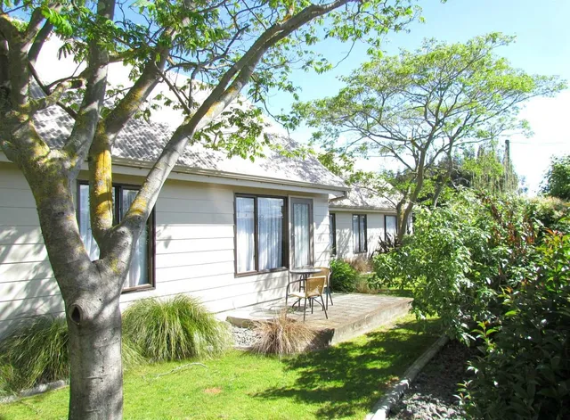 Riverbend Family Lodge