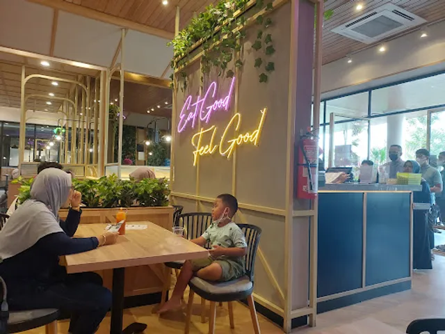 Solaria - Paradise Walk Serpong