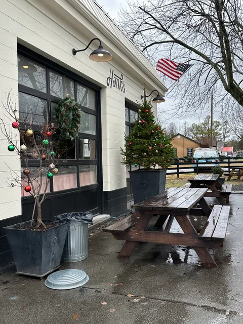 Hank's Coffee Station - Franklin