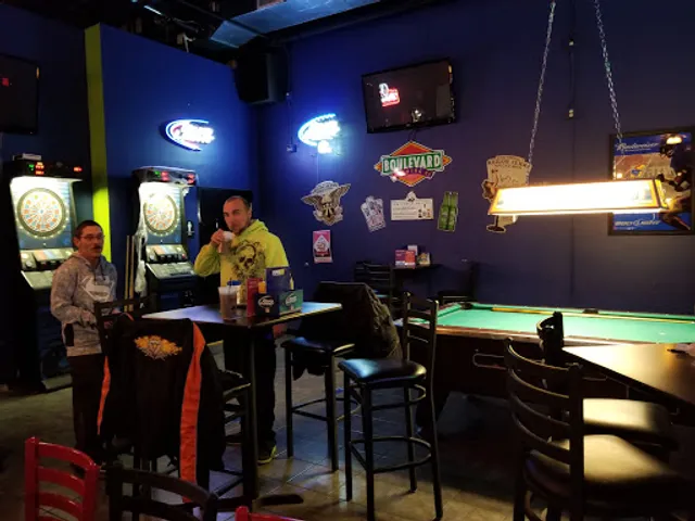 Hurricane Allie's Bar & Grill