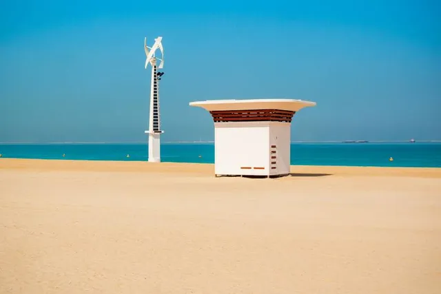 Umm Suqeim Night Swimming Beach, Dubai