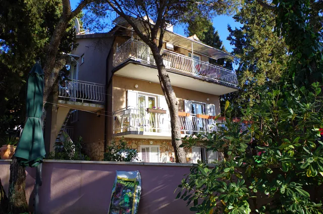 Jees Exclusive Apartments