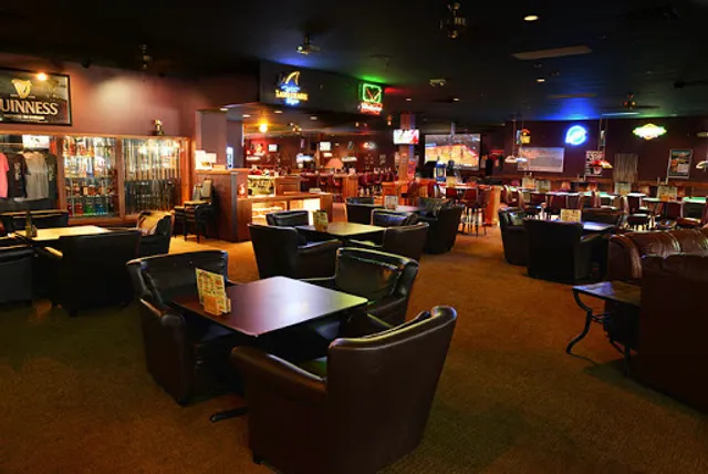Side Pockets Restaurant & Sports Bar