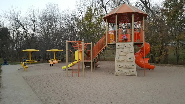 Walnut Grove Park