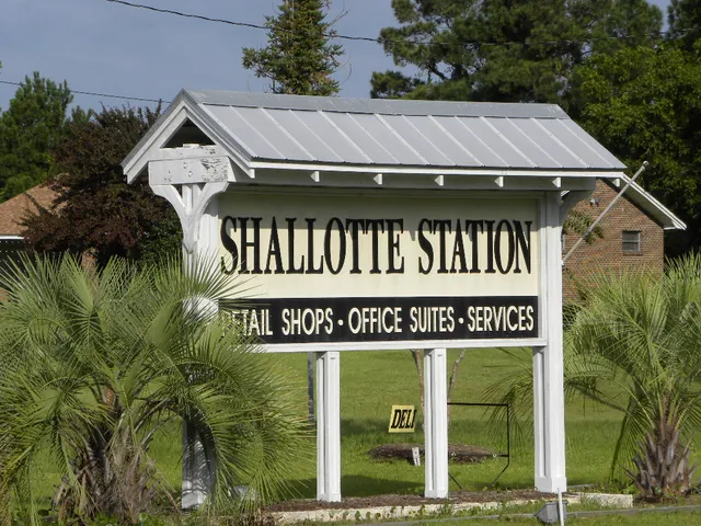 Shallotte Station Shopping Center