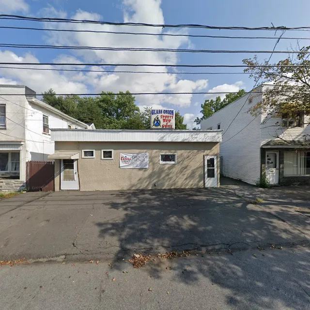 The Glass Onion Sports Bar & Grill