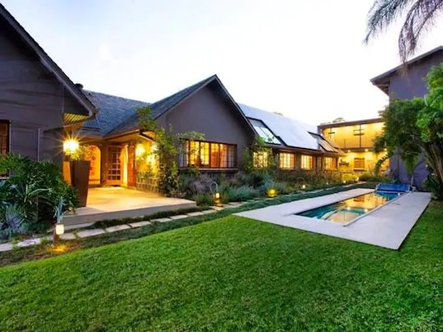 The Wardrobe Guest House - Brooklyn, Pretoria (B&B)