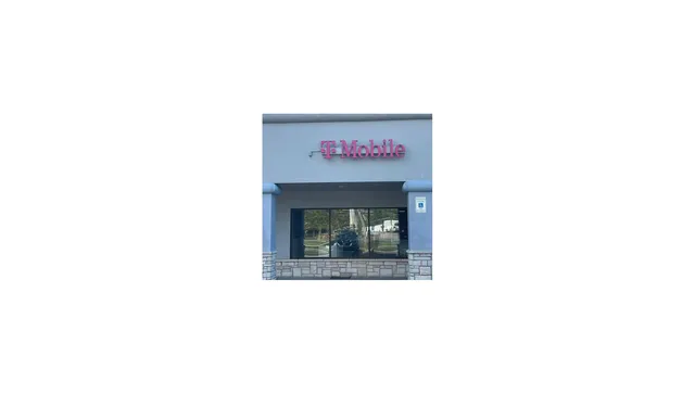 T-Mobile Authorized Retailer