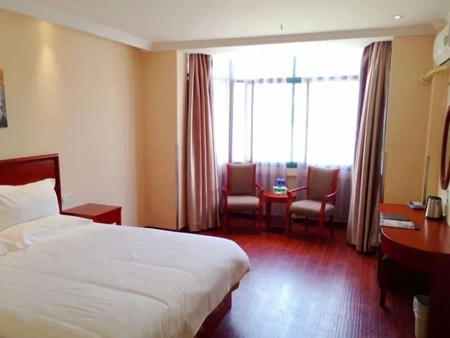 GreenTree Inn Jiangsu Suzhou Kunshan High Speed Rail Station Hengshan Road Express Hotel