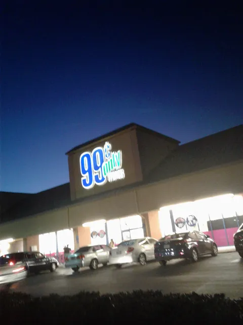 Venetian Gardens Square