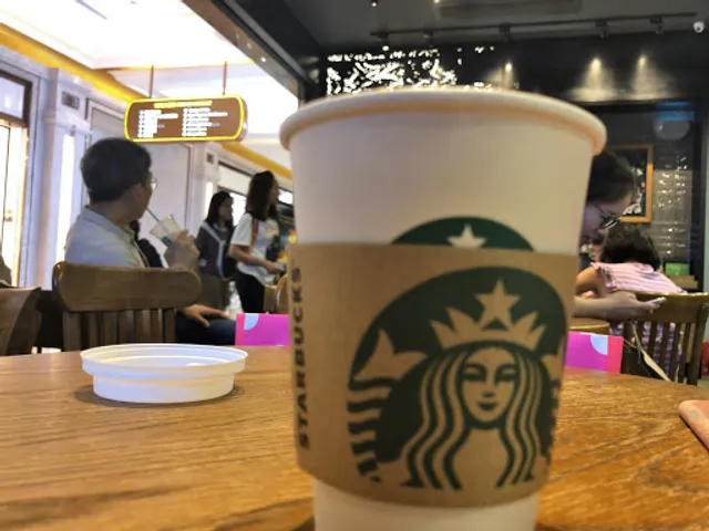 STARBUCKS Galaxy Macau Shop