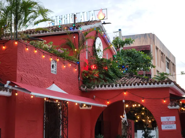 BAMBINO'S GRILL GAZCUE