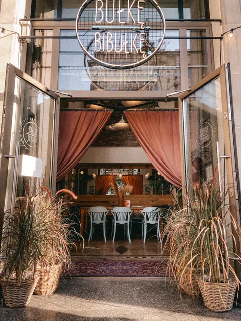 Bułkę przez Bibułkę | Żurawia