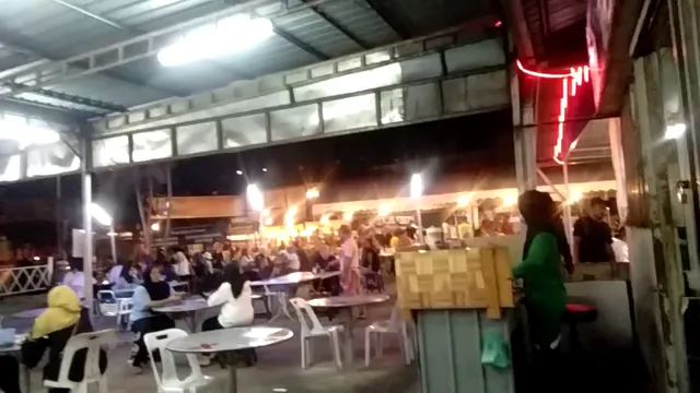 MAN Char Kuey Teow Tokong Ular