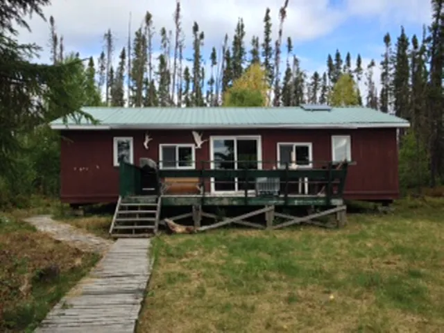 Pickle Lake Outposts