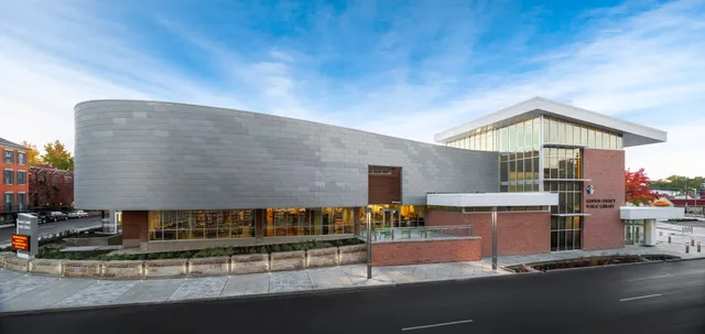 Kenton County Public Library - Covington Branch