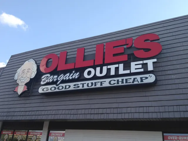 Akers Shopping Center