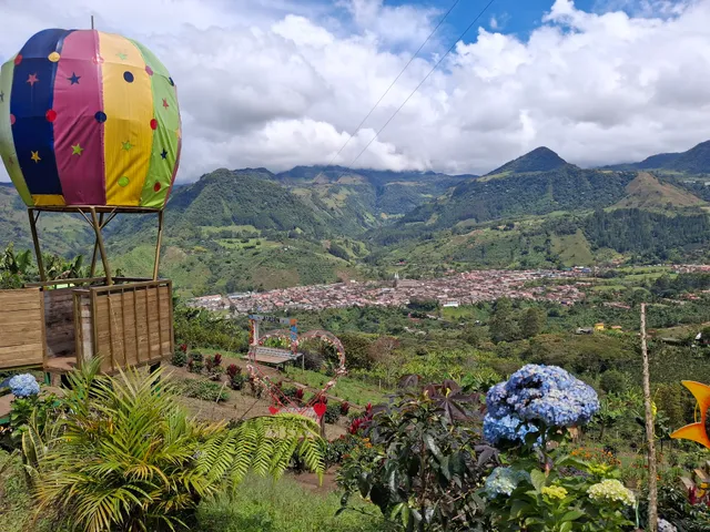 Mirador Jardín Mágico
