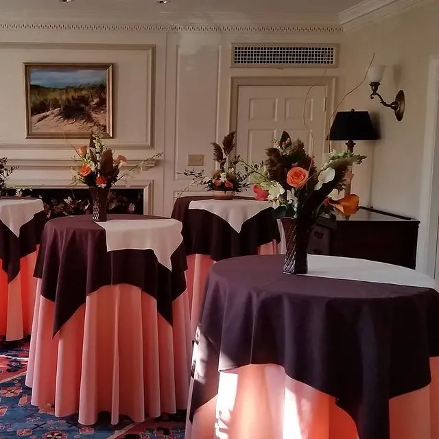 Mae Flower and Gift Shop