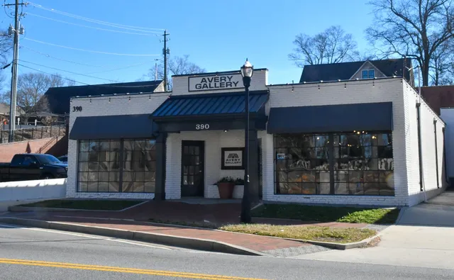 Avery Gallery, Inc. - Fine Art Gallery, Art Restoration & Custom Framing since 1982