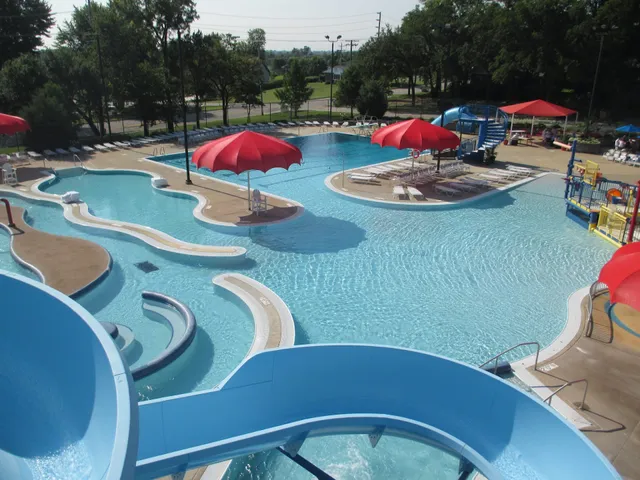 Bridgeton Crossing Family Aquatic Park (Outdoor Pool)