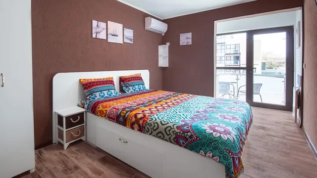 Garsoniere Alexandru Saturn