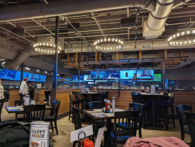 P.J. Whelihan's Pub + Restaurant - Harrisburg