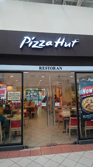 Pizza Hut Restaurant Giant Senawang