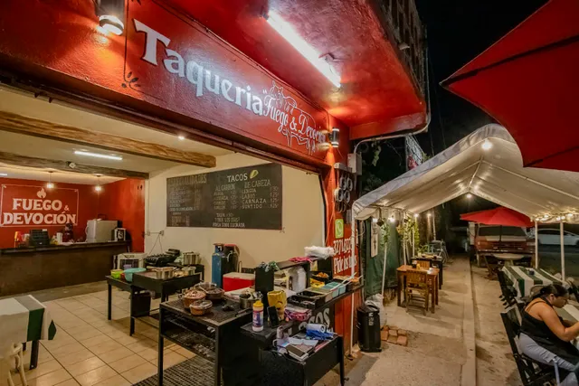 Taquería Fuego & Devoción