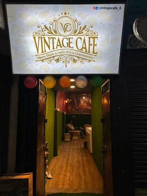 Vintage Cafe