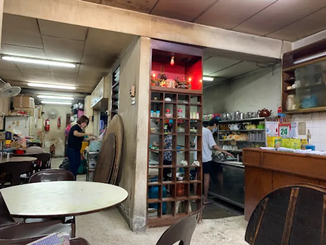 Ang Hoay Lor Restaurant 洪火爐餐館
