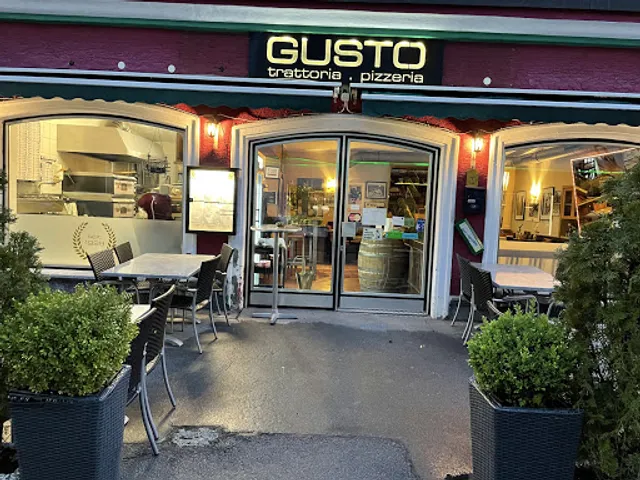 Gusto Trottaria Pizzeria