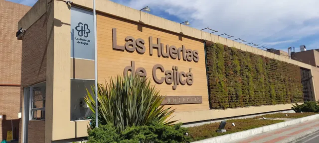 Centro comercial Las Huertas de cajica