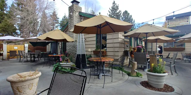 Thelma's Family Restaurant & Bakery