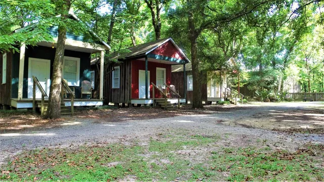 The Cajun Village Cottages