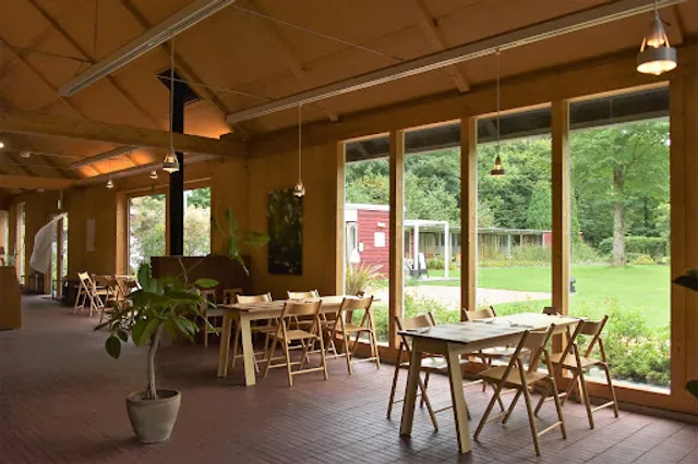 ガーデンカフェ チセ