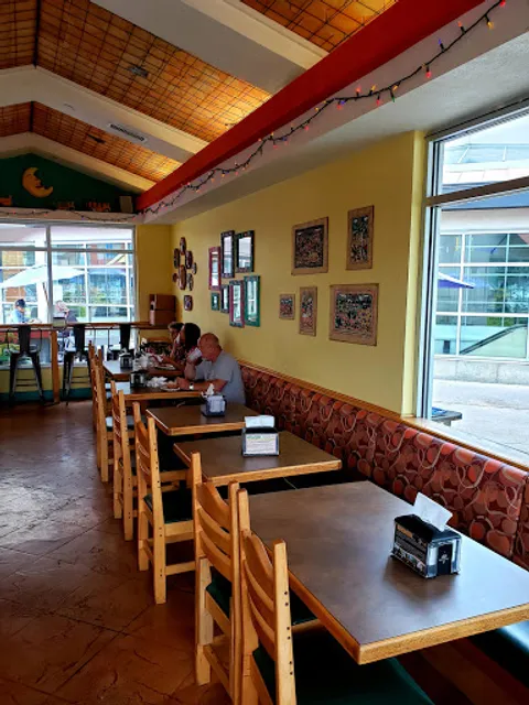 Senor Froggy Restaurant Lansdowne St.