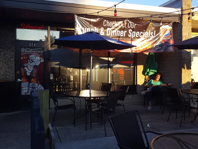 Aponte's Pizzeria & Family Restaurant