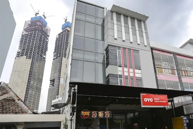 Capital O 90056 Wisma Kebon Kacang 9